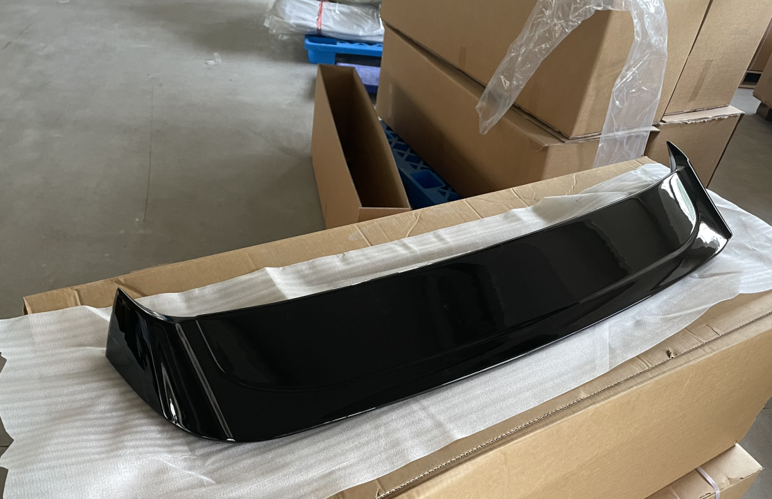VW Golf Mk8 GTI / R Rear Spoiler - Osir Style (High Quality)