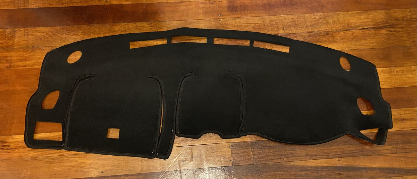 Subaru Impreza / WRX / STI GC8 Dash Mat - Boosted Kiwi