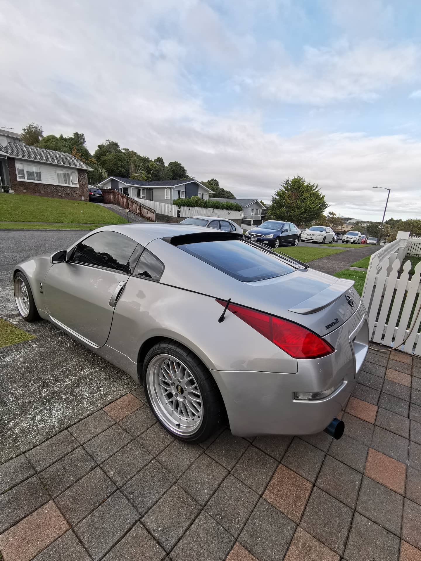 Nissan 350z / Fairlady Roof Spoiler (High Quality Plastic - DTO Style) - Boosted Kiwi