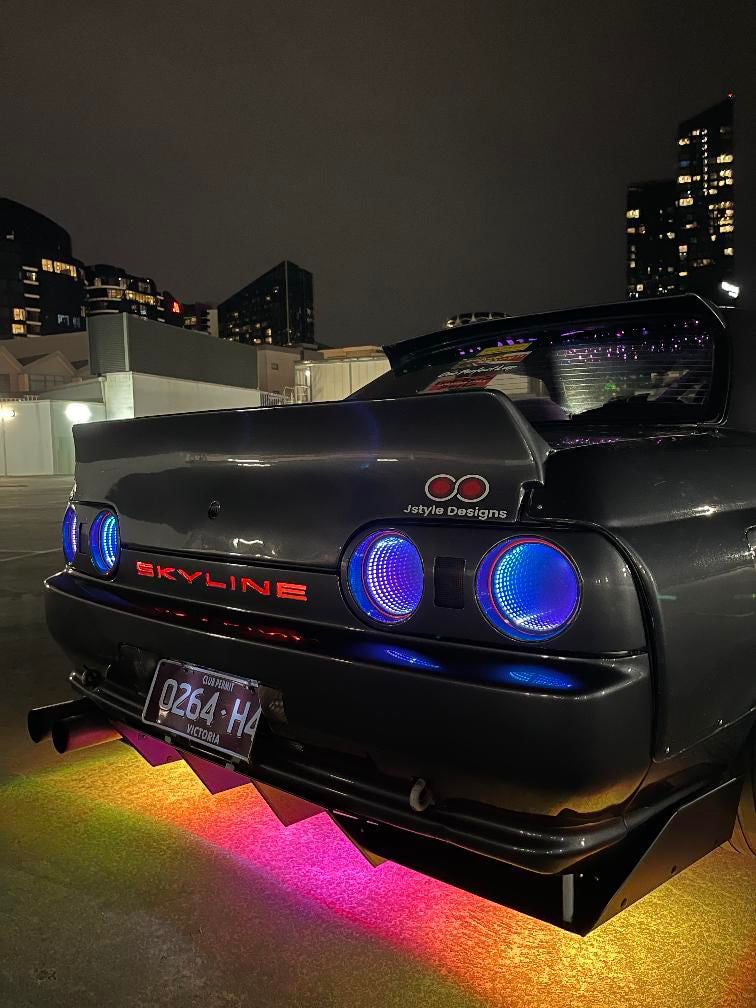 R32 infinity outlet tail lights