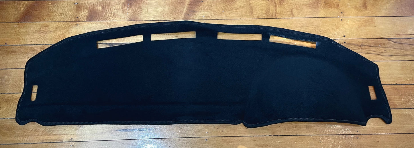 Mazda Mx5 Miata / Roadster Dash Mat (1989 - 1997) - NA